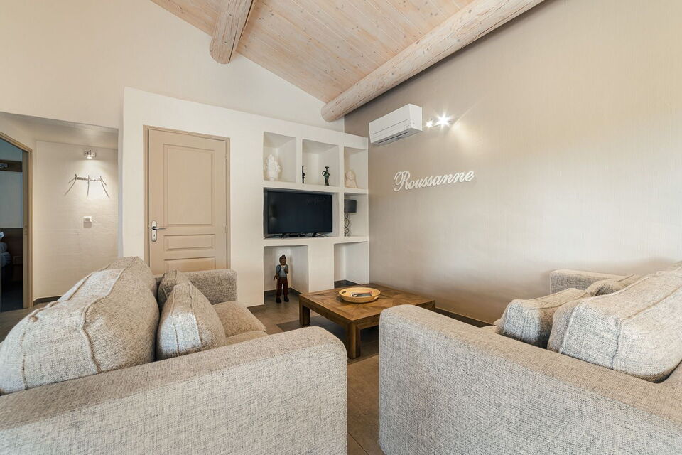 Villa Roussanne – Domaine Le Puits de Ronze